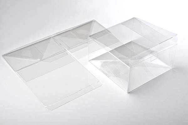 Plastic Gift Boxes 14.9x14.9x7.6cm Food Safe with Autolock Bottom