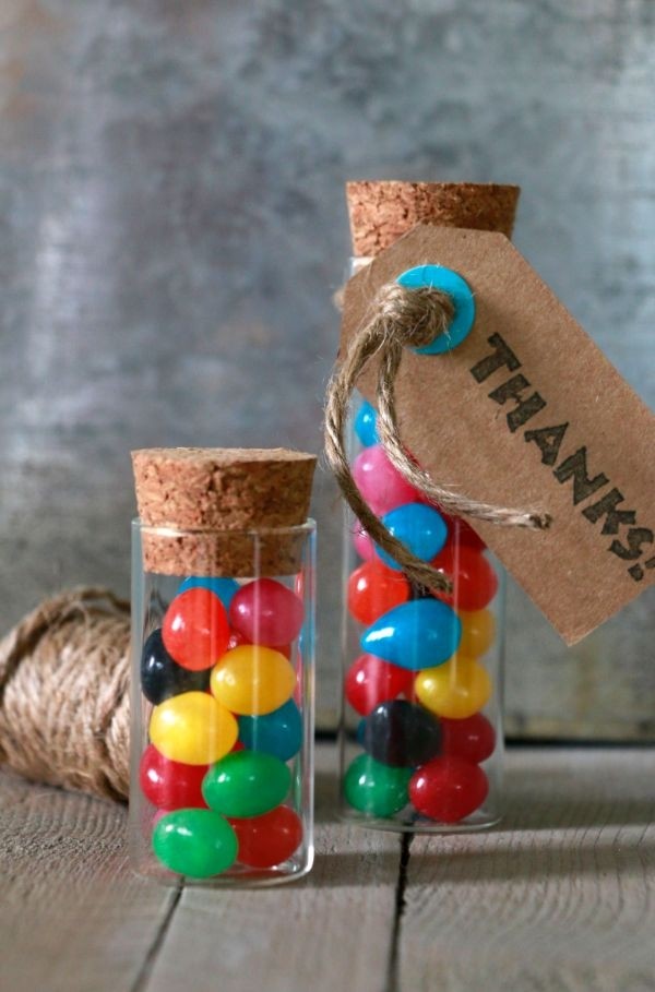 Glasrör med kork Ø3cm och 10cm högt (set med 12 st) [IFS-29142]