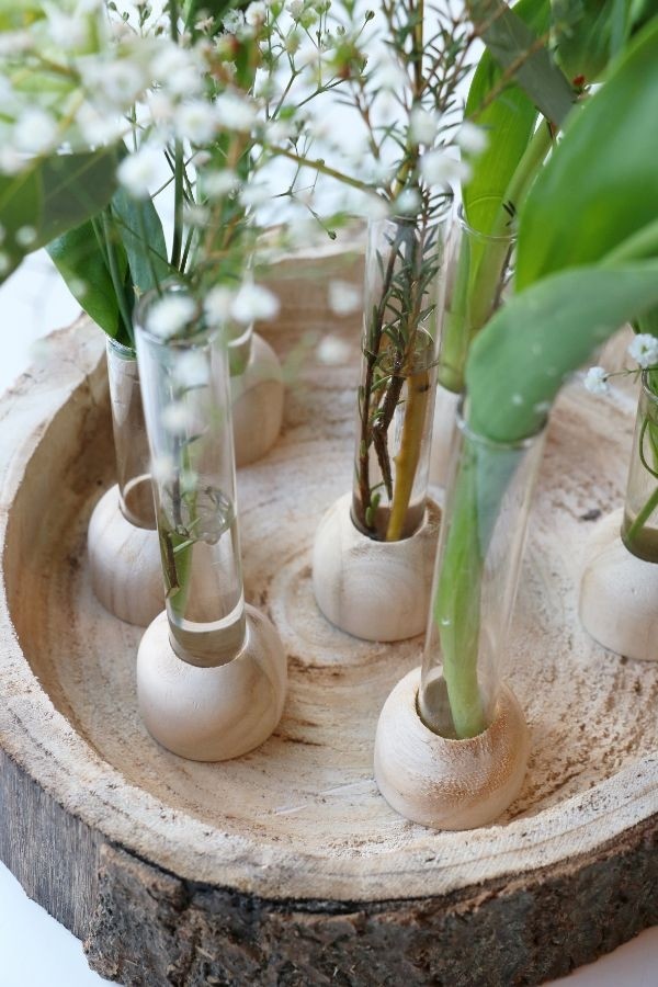 Träfot med provrör Ø2cm och 10cm högt (1 st) [IFS-29216]