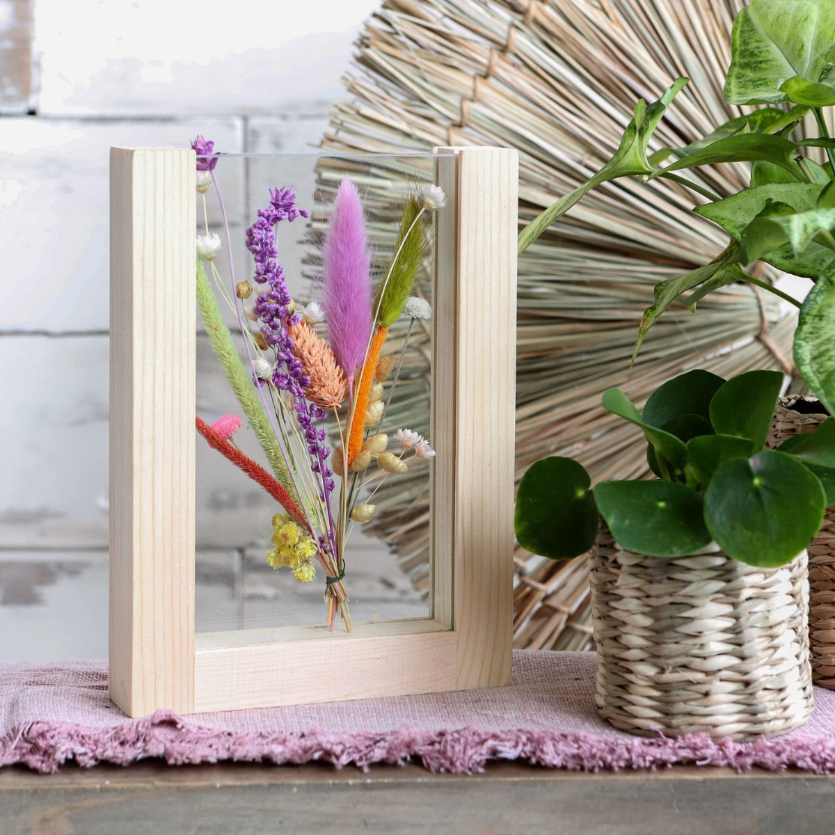 Träställning för torkade blommor etc. 18cm hög (1 st.) [IFS-29661]