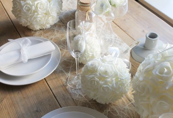 Deco Rose Ball Ø10cm vit skum (1 st) [IFS-31210]