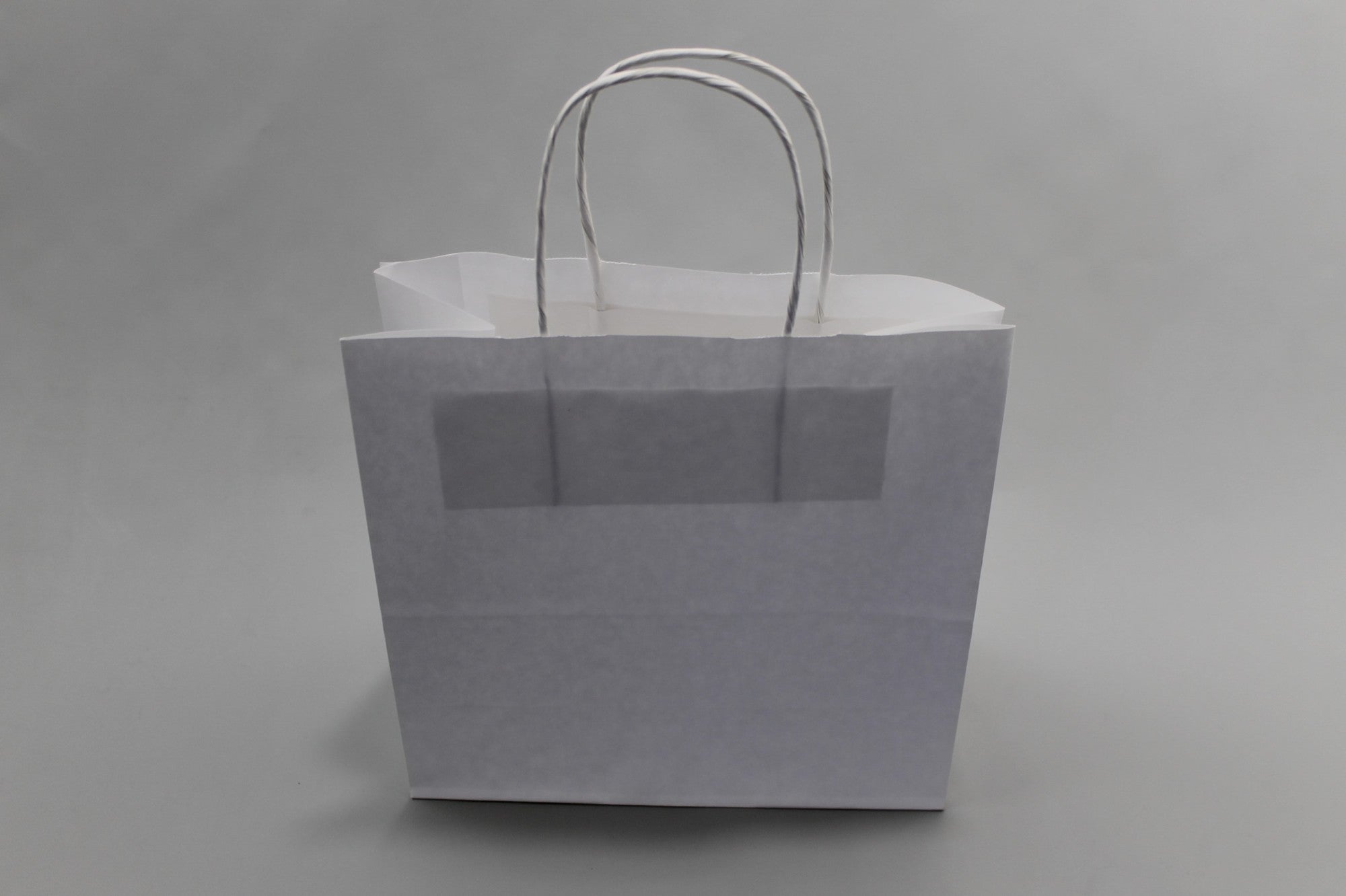 Papperskassar Vit 22x10x31cm Kraft 90 g/gm med tvinnade handtag (50 st) [PAMW2231]