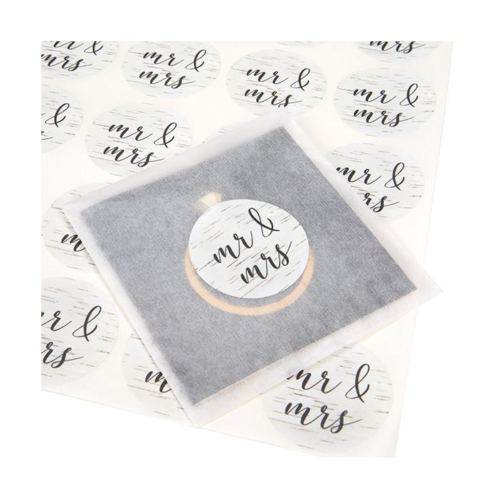 Klistermärken Runda Mr. & Mrs. (trä med grått tryck) 3,8 cm (1 ark) [LS1HBMM]