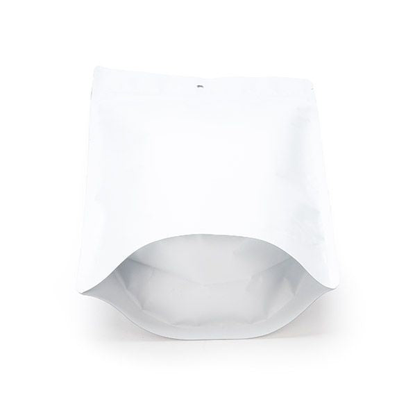 Stå upp påsar Matt White 17x9x28.5cm | 340 gram med upphängningshål (100 st) [ZBGM4MWH]